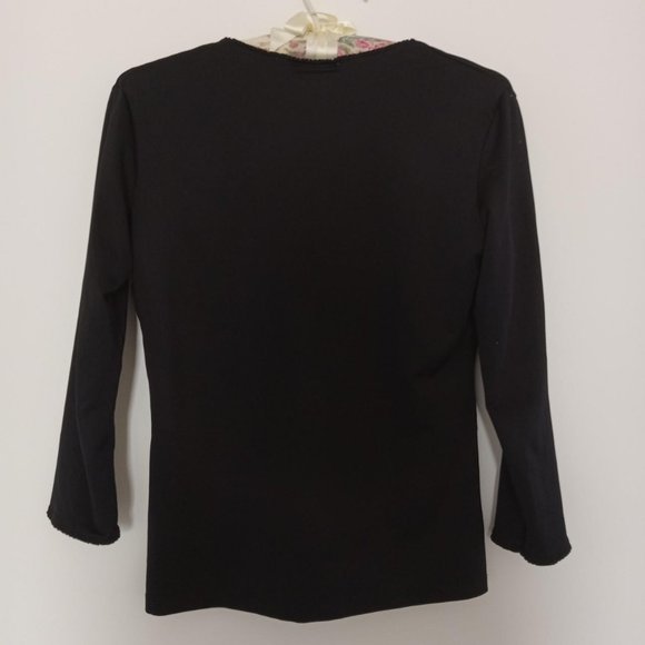 Black three-quarter length sleeved top - Picture 4 of 4